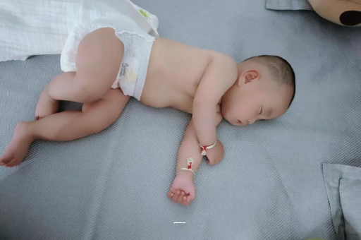 鄂州孕妇肚子一跳一跳